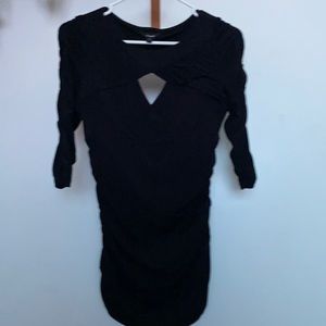Guess black top size small